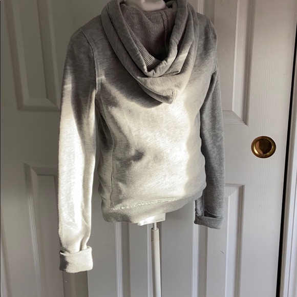 Abercrombie Zip up - Picture 2 of 3